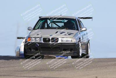 media/Oct-26-2025-CalClub SCCA (Sun) [[8ce1e69566]]/Group 2/Grapevine/